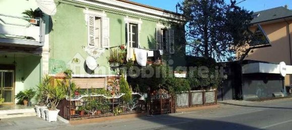 4 bedrooms House in Martinsicuro, Italy No. 121732 6