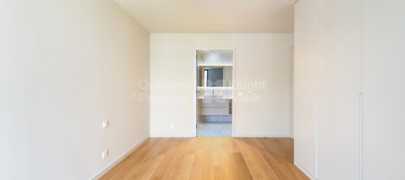 Квартира с 3 спальнями в Вила Нова ди Гая, Португалия № 239140 20