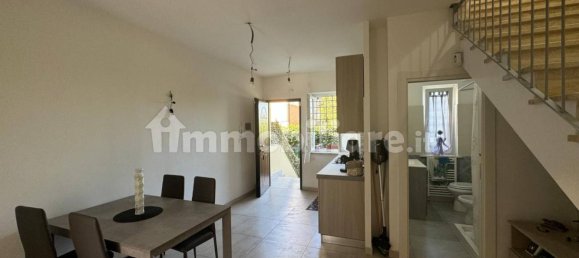 3 bedrooms Villa in Rome, Italy No. 28605 5