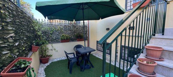 3 bedrooms Villa in Rome, Italy No. 28605 3