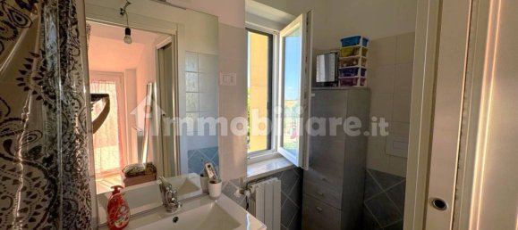 3 bedrooms Villa in Rome, Italy No. 28605 30