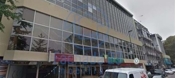 Gewerbliche Immobilie in Porto, Portugal 1100m², Nr. 60089 8