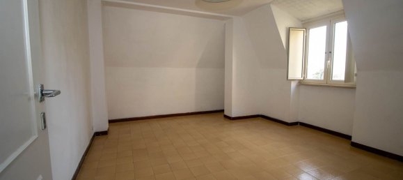 3 rooms Apartment in Montopoli di Sabina, Italy No. 195984 10