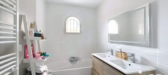 3 Schlafzimmer Haus in Le Barp, France, Nr. 318110 8