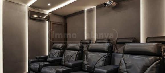 Appartement 5+1 à Mahmutlar, Turkey No. 13920 18