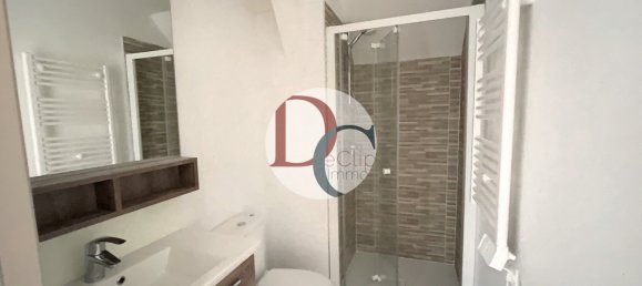 Dúplex de 2 dormitorios en Senlis, France No. 83212 9