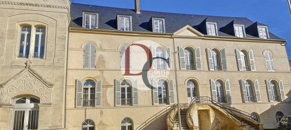 Dúplex de 2 dormitorios en Senlis, France No. 83212 7