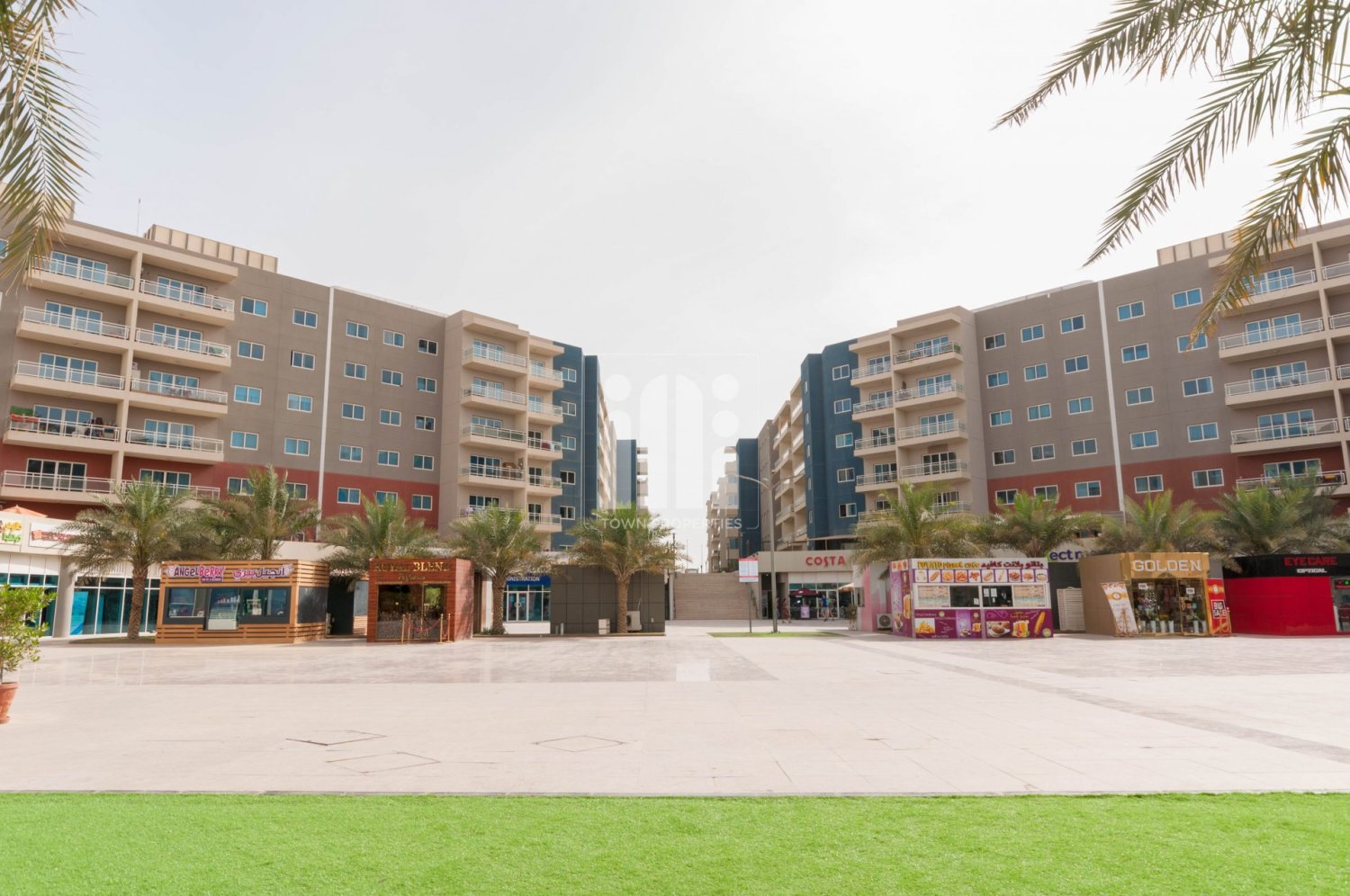 3 bedrooms Apartment in Al Reef, UAE No. 5573