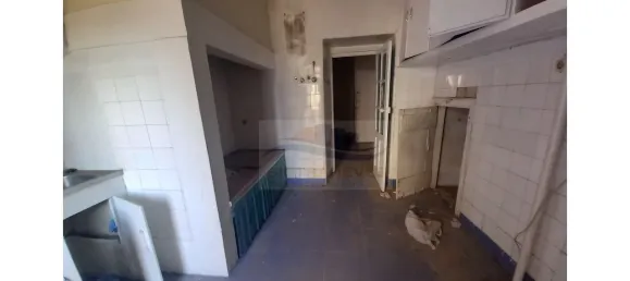 193m² Building in Lisbon, Portugal No. 102619 9