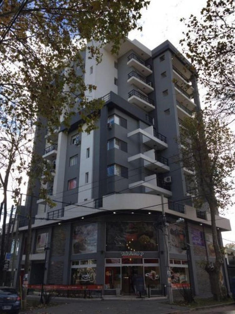 Studio in Florencio Varela, Argentina, Nr. 78235