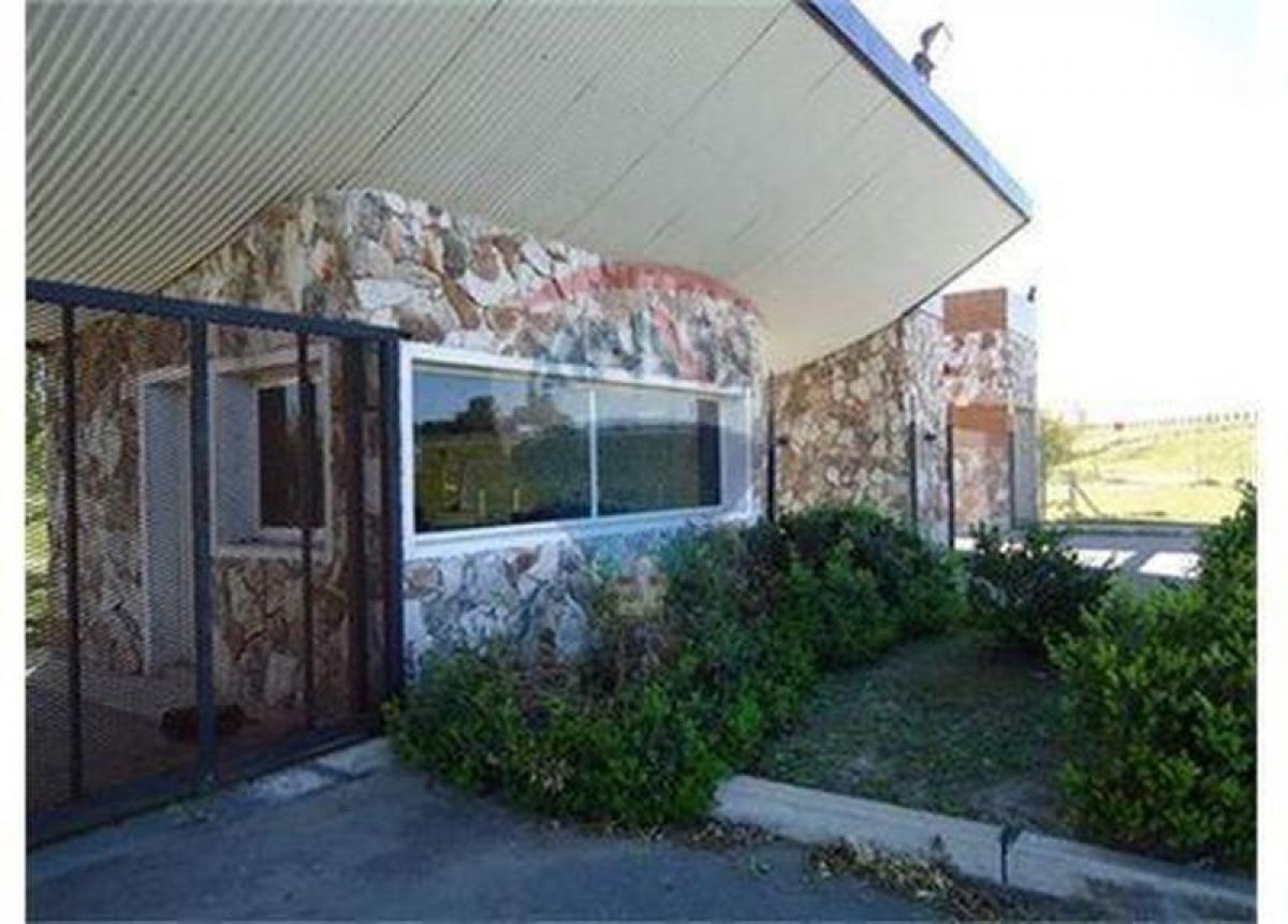  Land in Pilar, Argentina No. 38343