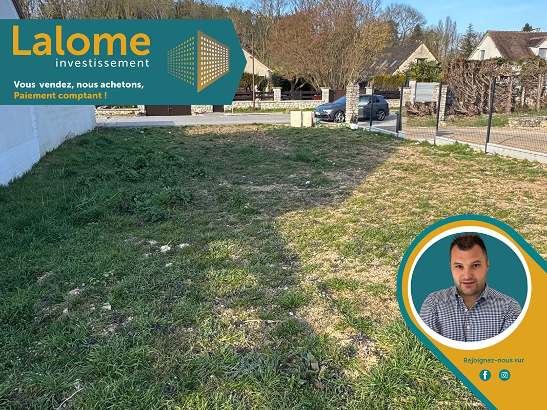 Grundstück in Breval, France 450m², Nr. 109978