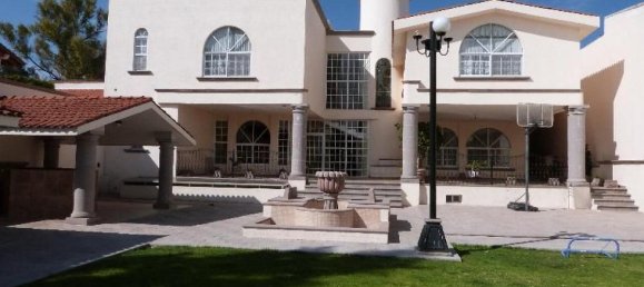 5 bedrooms House in Queretaro, Mexico No. 166686 2