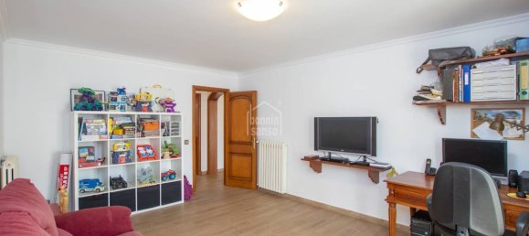 4 غرف نوم فيلا في Es Castell, Spain رقم 1443 9