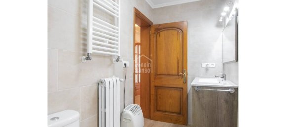 4 غرف نوم فيلا في Es Castell, Spain رقم 1443 11