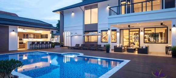 5 bedrooms House in Chiang Mai, Thailand No. 23369 5