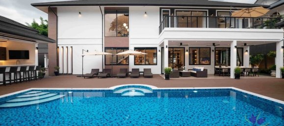 5 bedrooms House in Chiang Mai, Thailand No. 23369 3