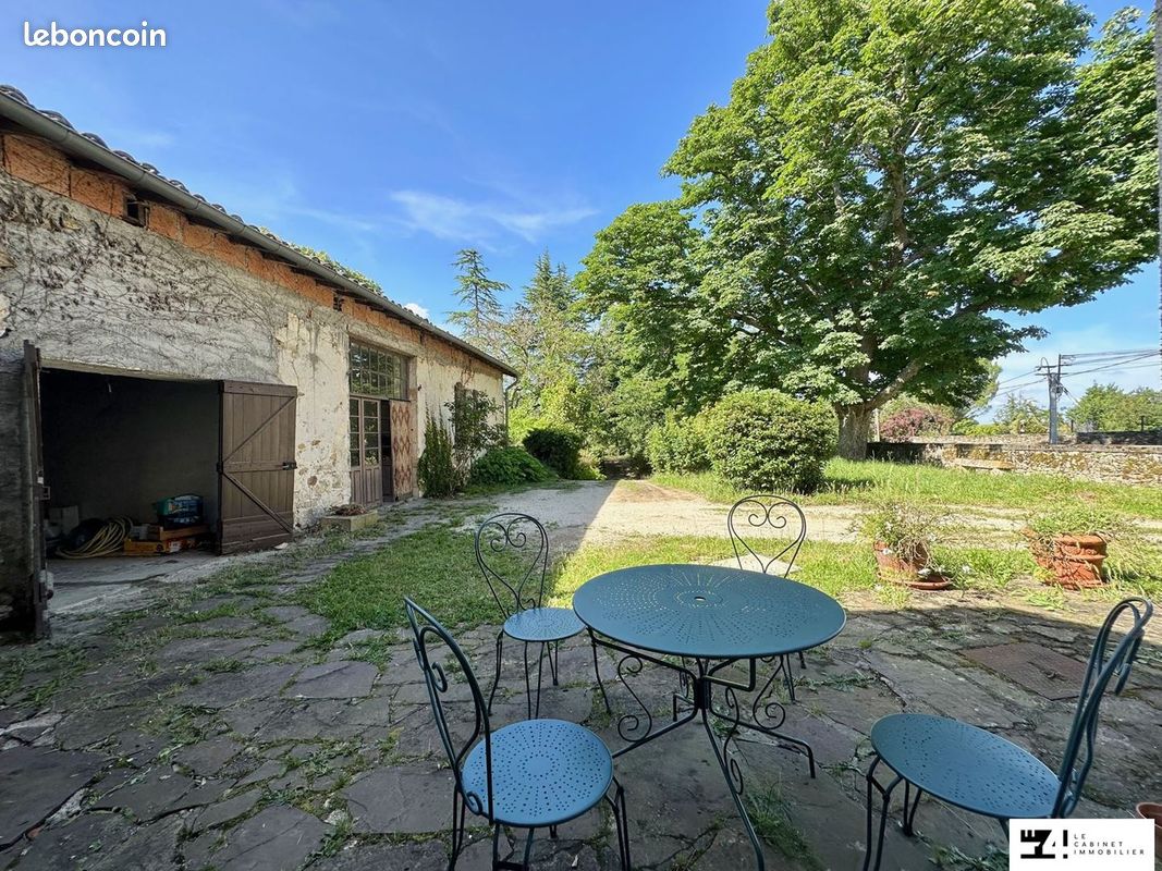 3 bedrooms House in Haute-Garonne, France No. 290297