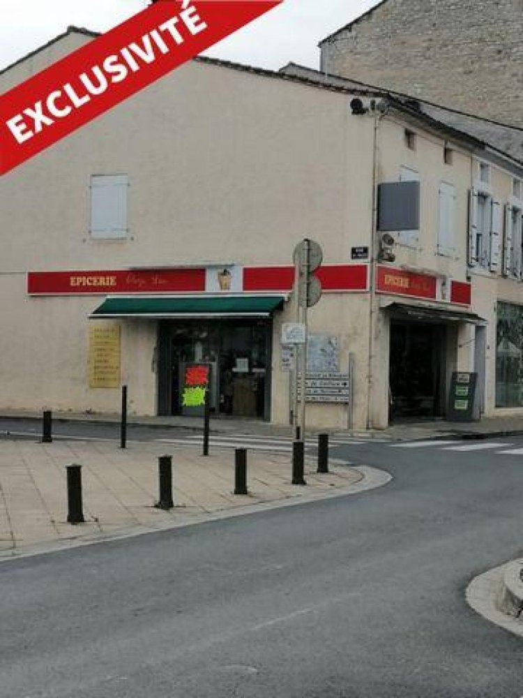 210m² Office in Aigre, France No. 19016