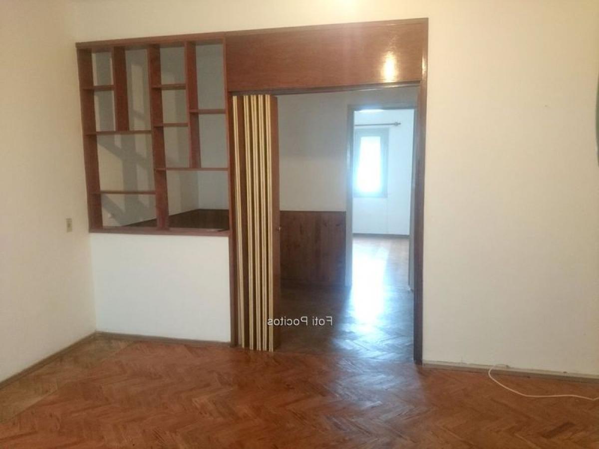 Студия в Монтевидео, Уругвай № 345