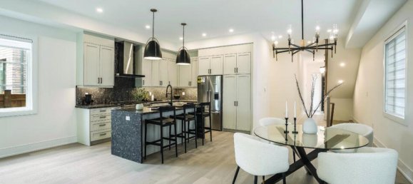 5 bedrooms House in Mississauga, Canada No. 344 10