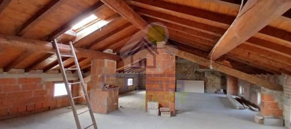 8 rooms House in Rivarolo Mantovano, Italy No. 32220 41