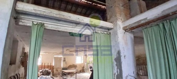 8 rooms House in Rivarolo Mantovano, Italy No. 32220 58