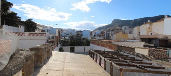 4 bedrooms Townhouse in Calpe, Spain No. 17730 13