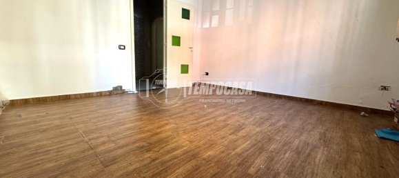 3 Schlafzimmer Wohnung in Naples, Italy, Nr. 347094 19