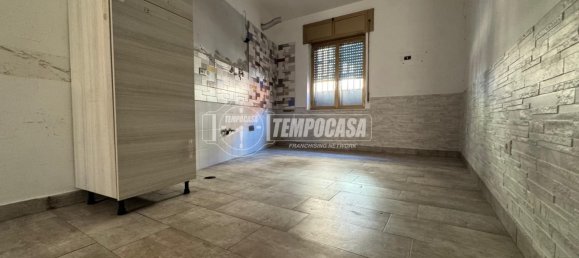 3 Schlafzimmer Wohnung in Naples, Italy, Nr. 347094 3