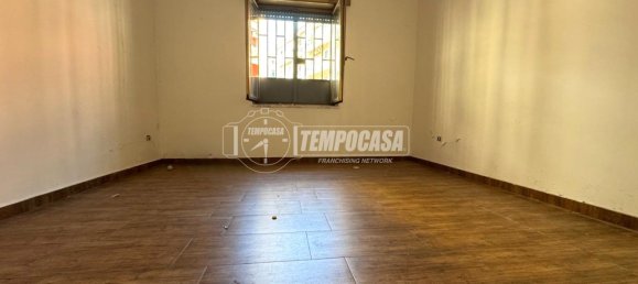 3 Schlafzimmer Wohnung in Naples, Italy, Nr. 347094 18