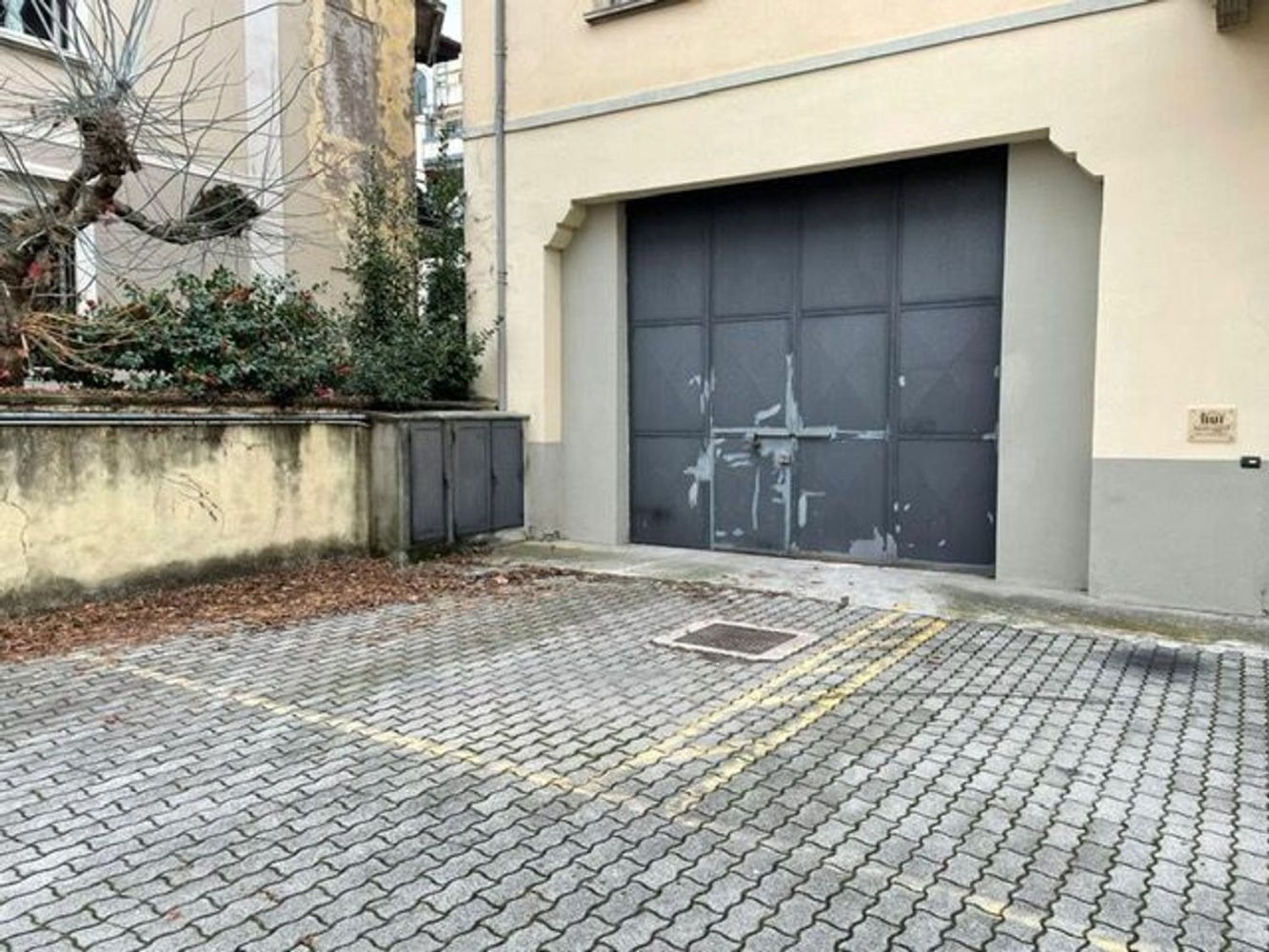  مستودع في Varese, Italy 95متر مربع رقم 133924