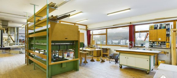 219m² Commercial property in Waidring, Austria No. 213975 3