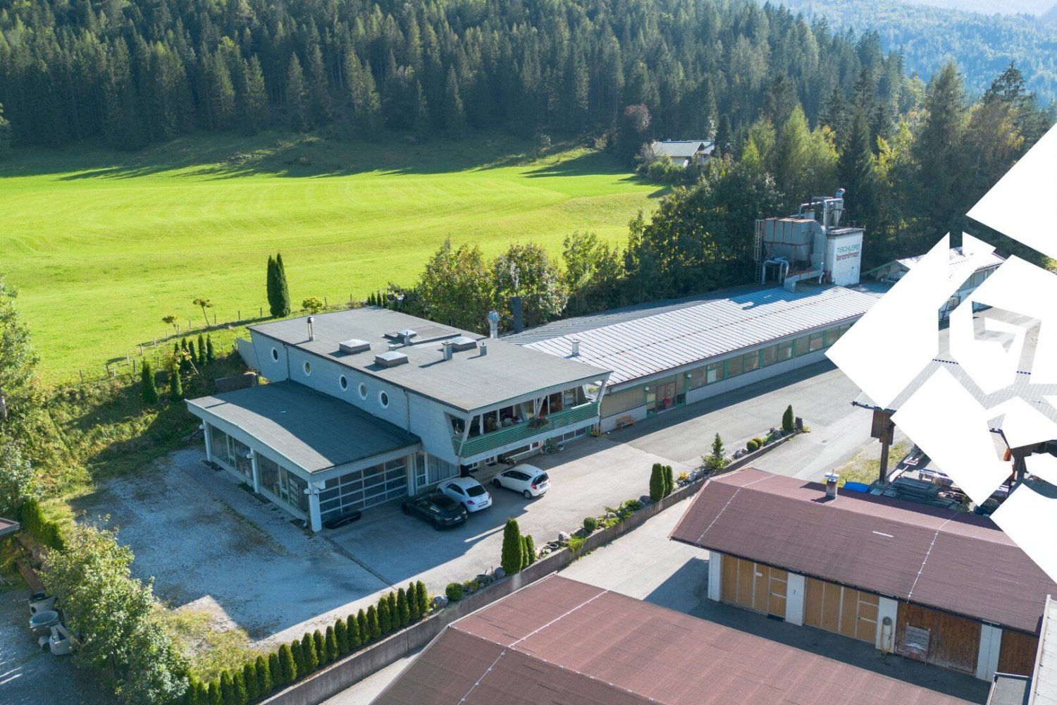 219m² Commercial property in Waidring, Austria No. 213975