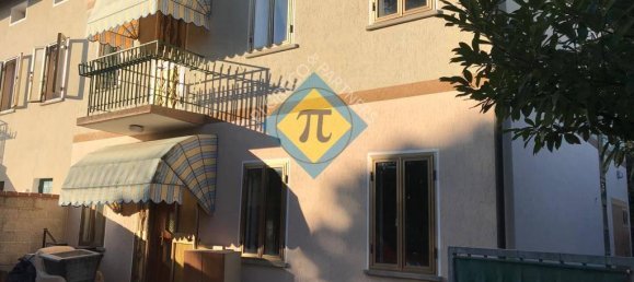 7 rooms Villa in Pordenone, Italy No. 153619 12