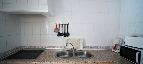 4 bedrooms Apartment in Estepona, Spain No. 184898 6