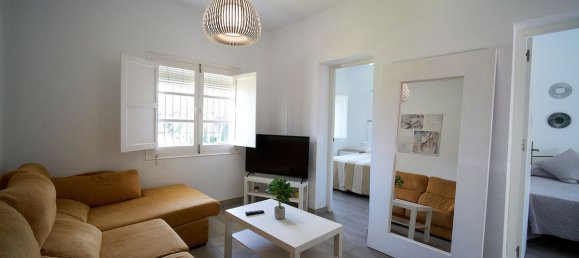 4 bedrooms Apartment in Estepona, Spain No. 184898 3