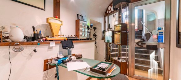 Propiedad comercial de 1 habitación en Rome, Italy No. 136791 8