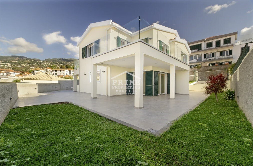 Villa T4 em Funchal, Portugal N.º 128235