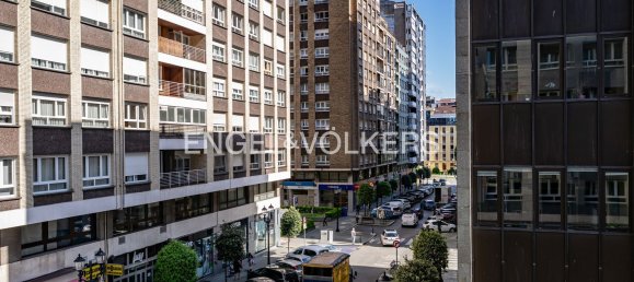 Квартира с 3 спальнями в Хихон, Испания № 150714 2