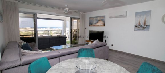 2 bedrooms Apartment in Oroklini, Cyprus No. 5247 2