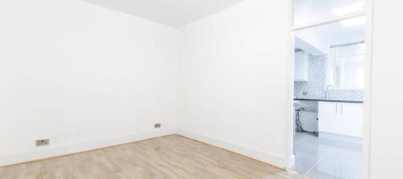 3 bedrooms House in Walthamstow, United Kingdom No. 11965 12