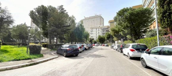 Квартира с 5 комнатами в Бари, Италия № 20713 25