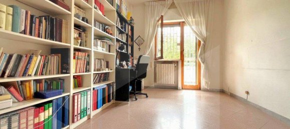 Квартира с 5 комнатами в Бари, Италия № 20713 64