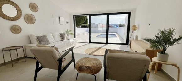 3 bedrooms Villa in Luz, Portugal No. 134062 2