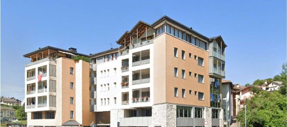 512m² Office in Belluno, Italy No. 277098 7