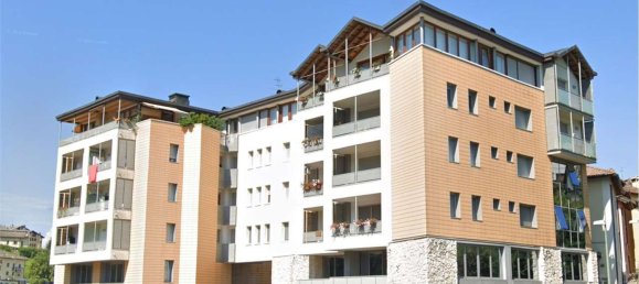 512m² Office in Belluno, Italy No. 277098 8