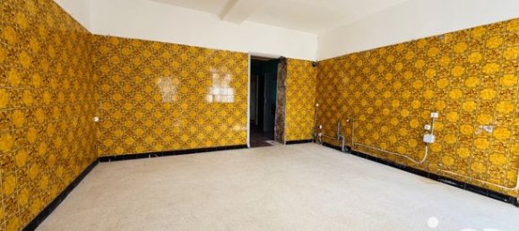 4 bedrooms House in Saint-Sauveur, France No. 303807 3