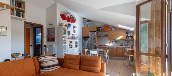 2 غرف نوم شقة في Giussano, Italy رقم 381446 5