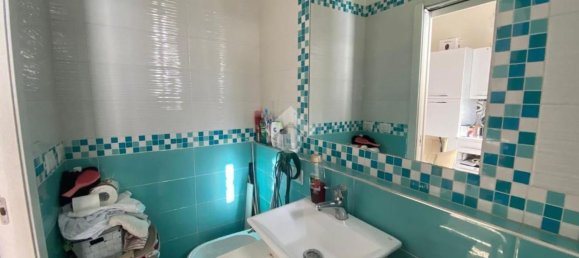 Apartamento de 2 dormitorios en Naples, Italy No. 325221 10